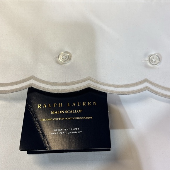 RALPH LAUREN Home Malin Scallop 500 Thread Count Queen Flat Sheet - Picture 5 of 5